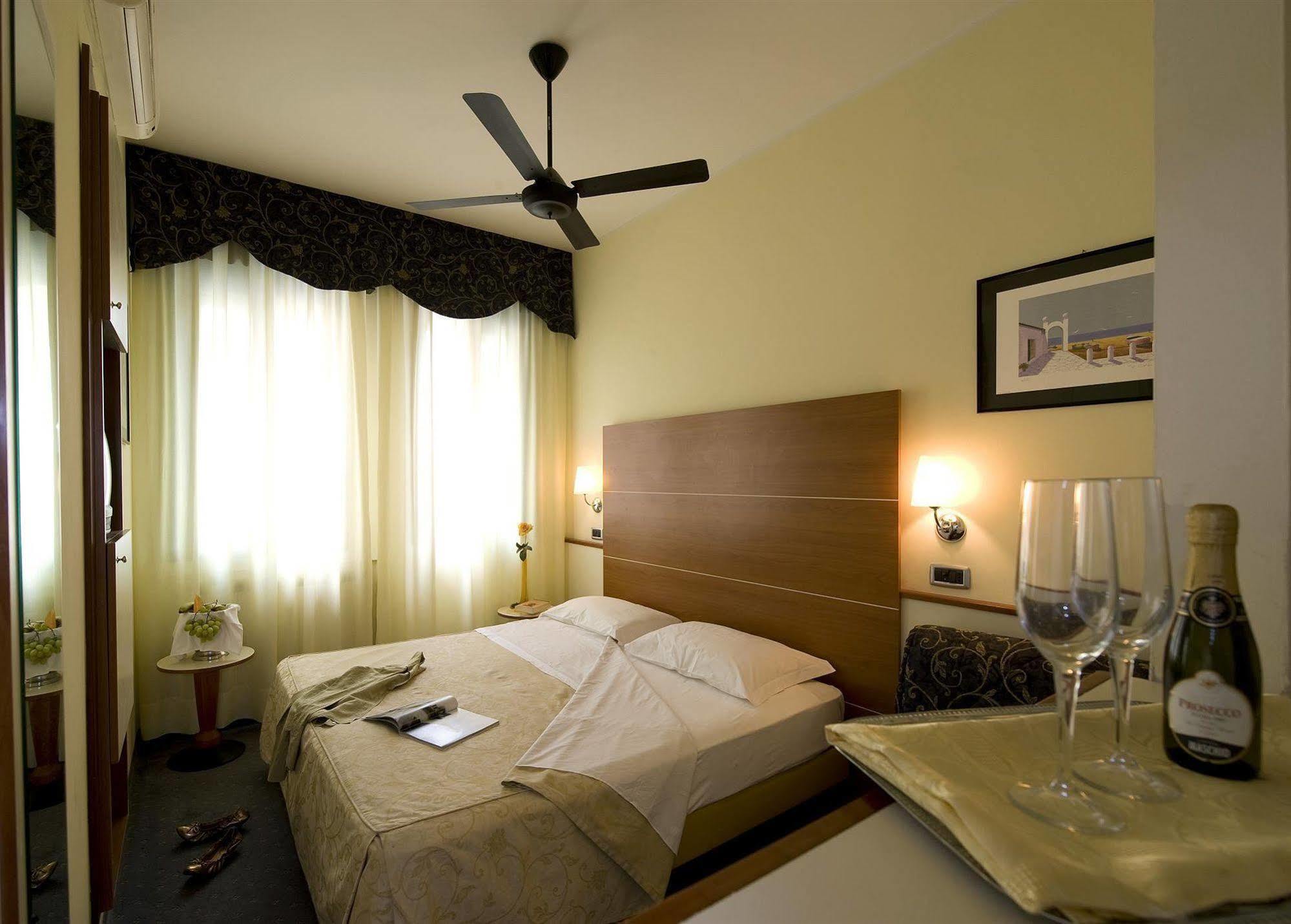 בולוניה Hotel Corticella מראה חיצוני תמונה
