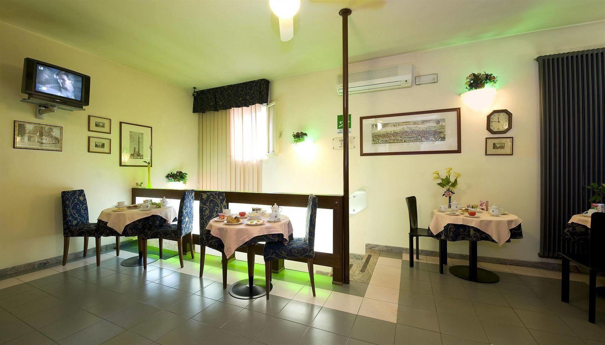 בולוניה Hotel Corticella מראה חיצוני תמונה
